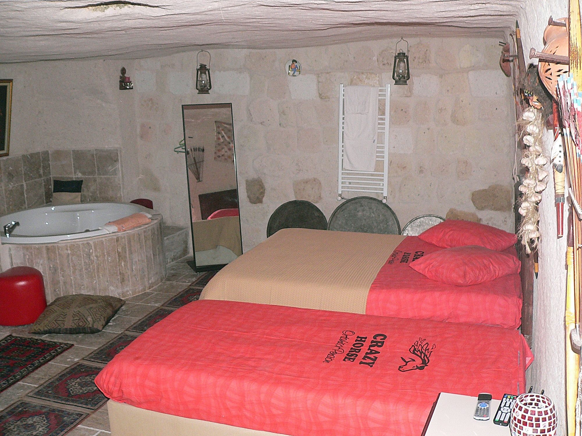 Crazy Horse Pension Ortahisar ภายนอก รูปภาพ